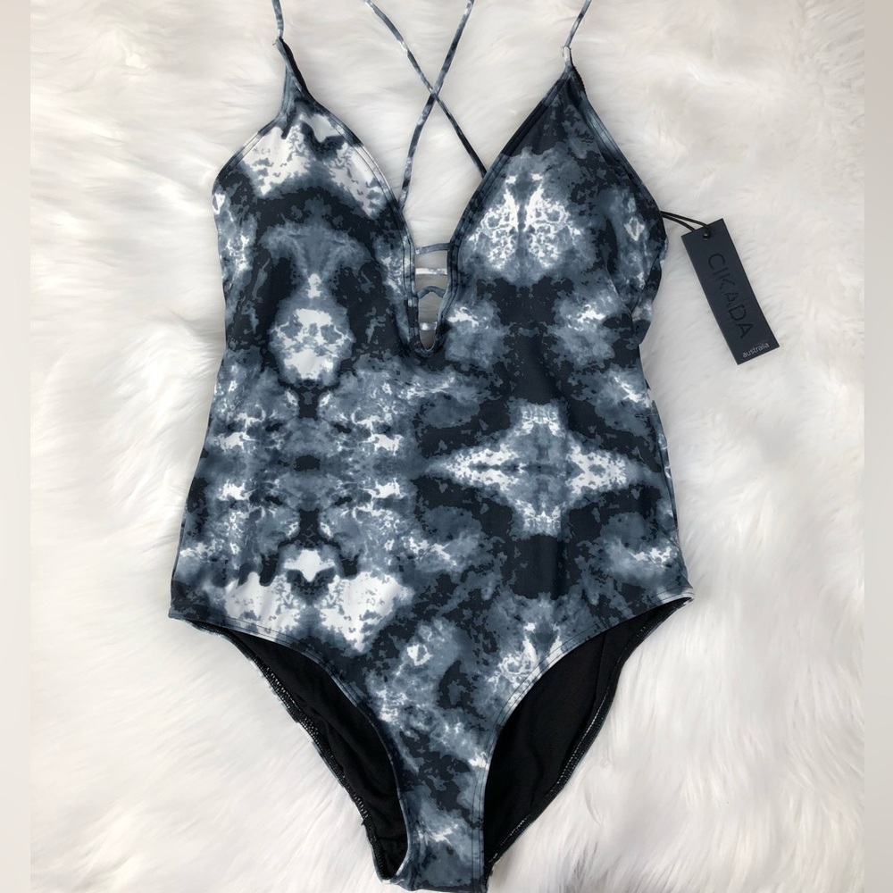 NWT Cikada Sexy Plunge Cheeky One Piece Swimsuit
